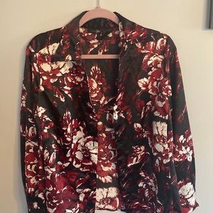 ⭐️2/$10 - button down blouse